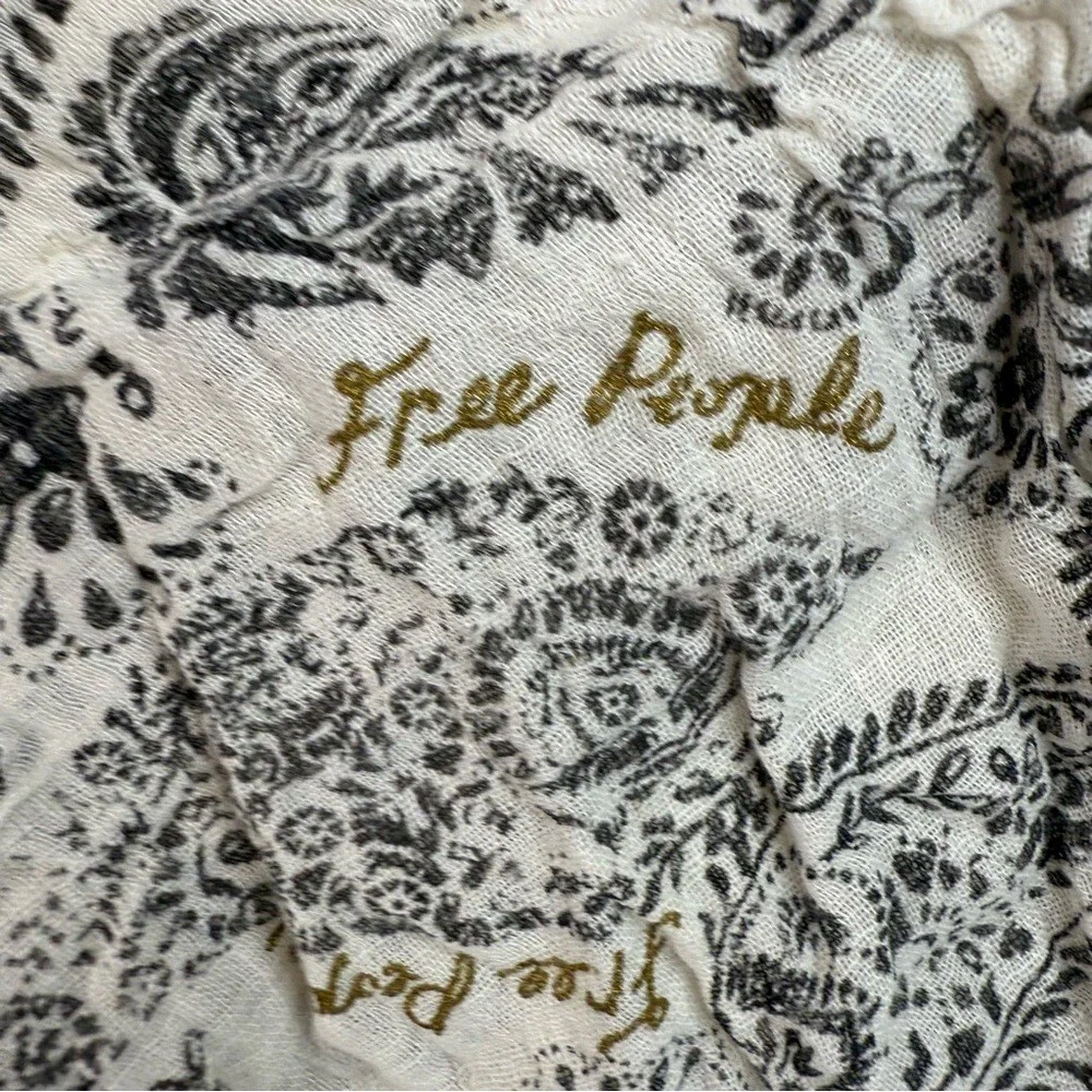Free People bag long strap tote gold paisley cream Black and White Paisley Top